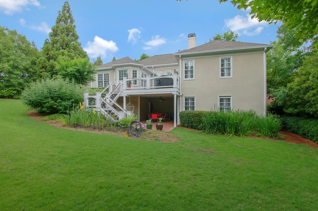 2093 Stephens Walk, Atlanta GA  30338-4455 exterior