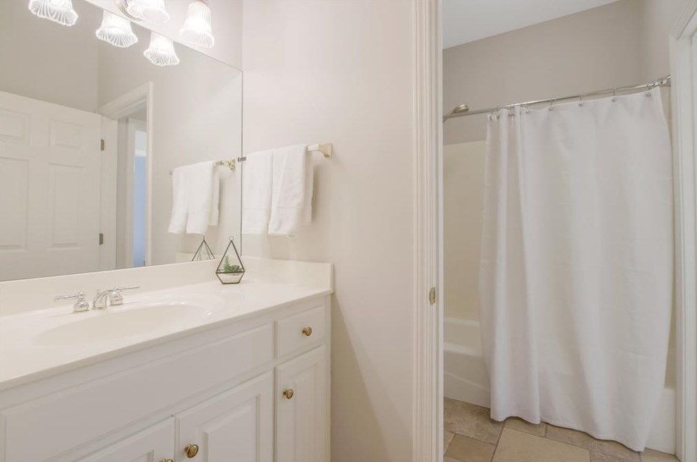 2093 Stephens Walk, Atlanta GA  30338-4455 exterior