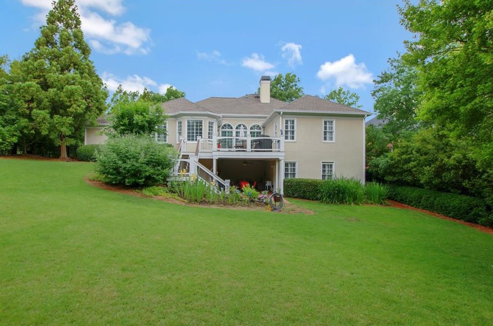 2093 Stephens Walk, Atlanta GA  30338-4455 exterior