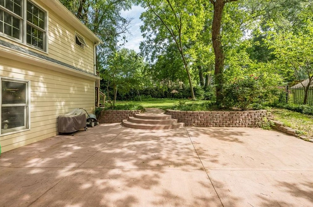 226 Inman Dr, Decatur GA  30030-3833 exterior