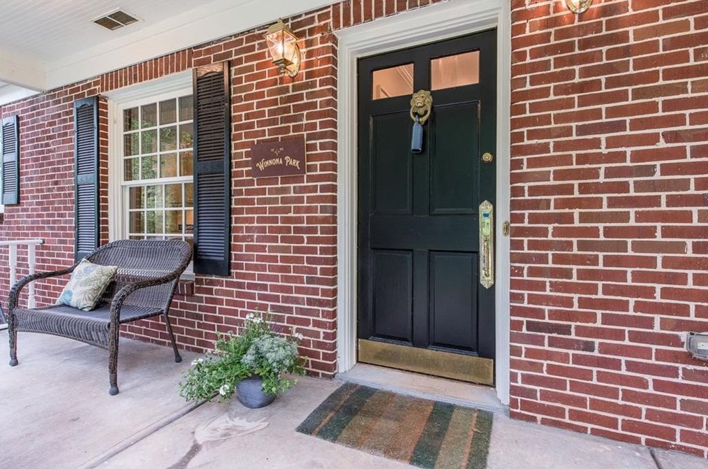 226 Inman Dr, Decatur GA  30030-3833 exterior