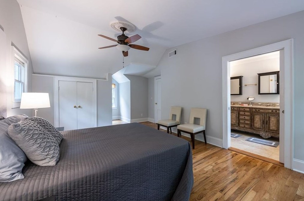 226 Inman Dr, Decatur GA  30030-3833 exterior