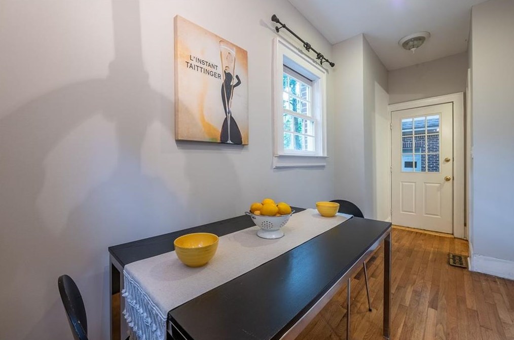 226 Inman Dr, Decatur GA  30030-3833 exterior