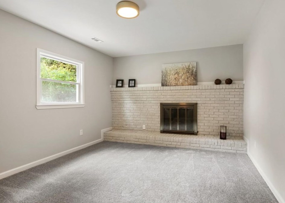 2732 Hawaii Ct, Decatur GA  30033-2335 exterior