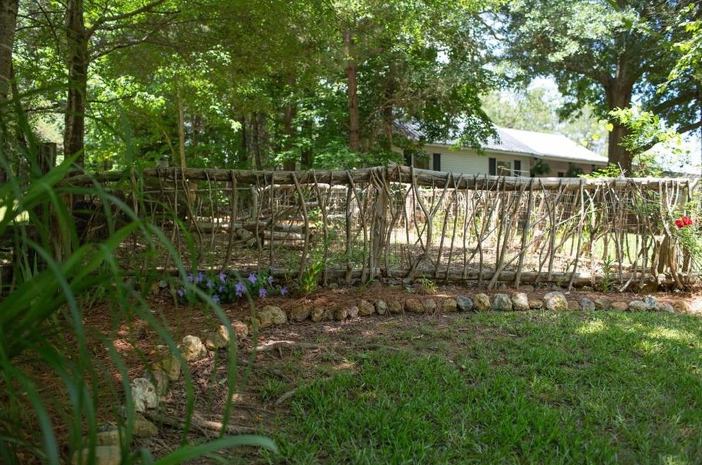 2429 Calhoun Rd, Rome GA  30161-1922 exterior