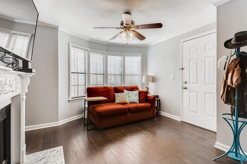 1050 Piedmont Ave, Atlanta GA  30309-3700 exterior