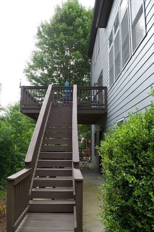 7797 Copper Kettle Way, Flowery Branch GA  30542-7572 exterior