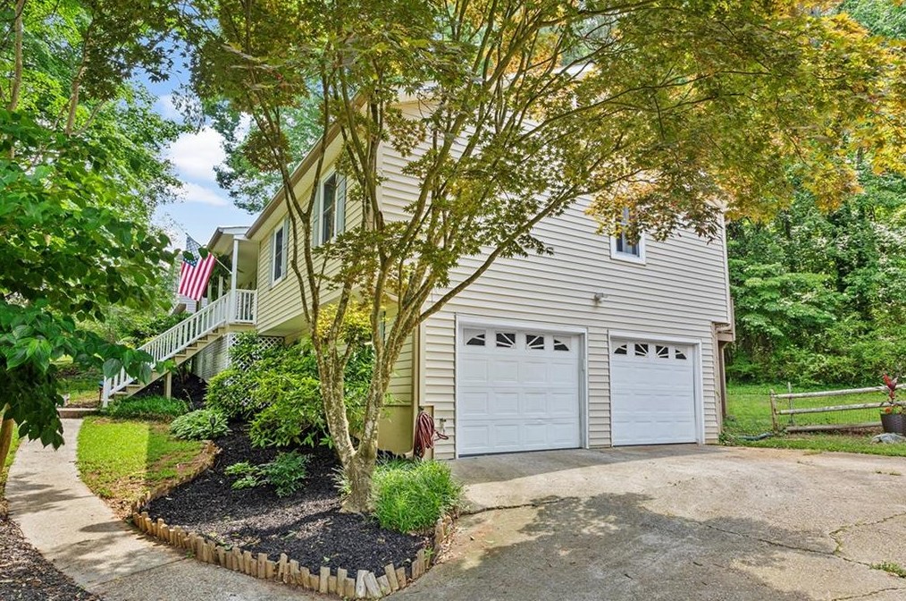4370 Conwhey Ct, Smyrna GA  30082-4419 exterior