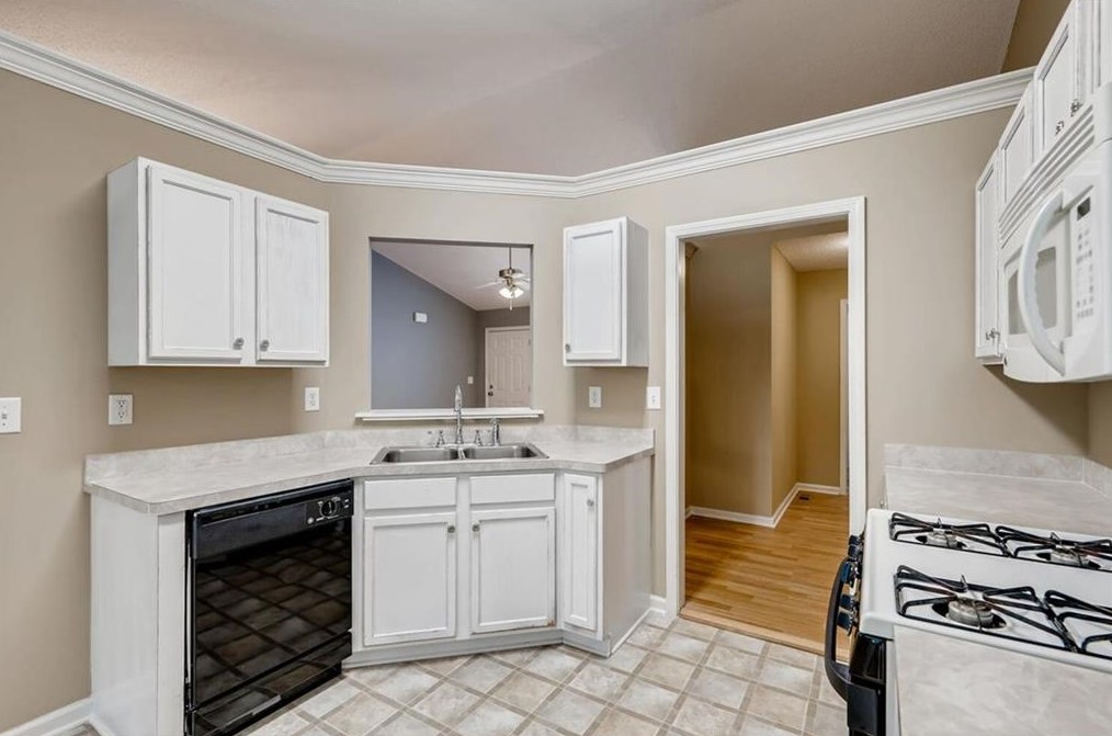 219 Beckett Dr, Dallas GA  30132-0355 exterior