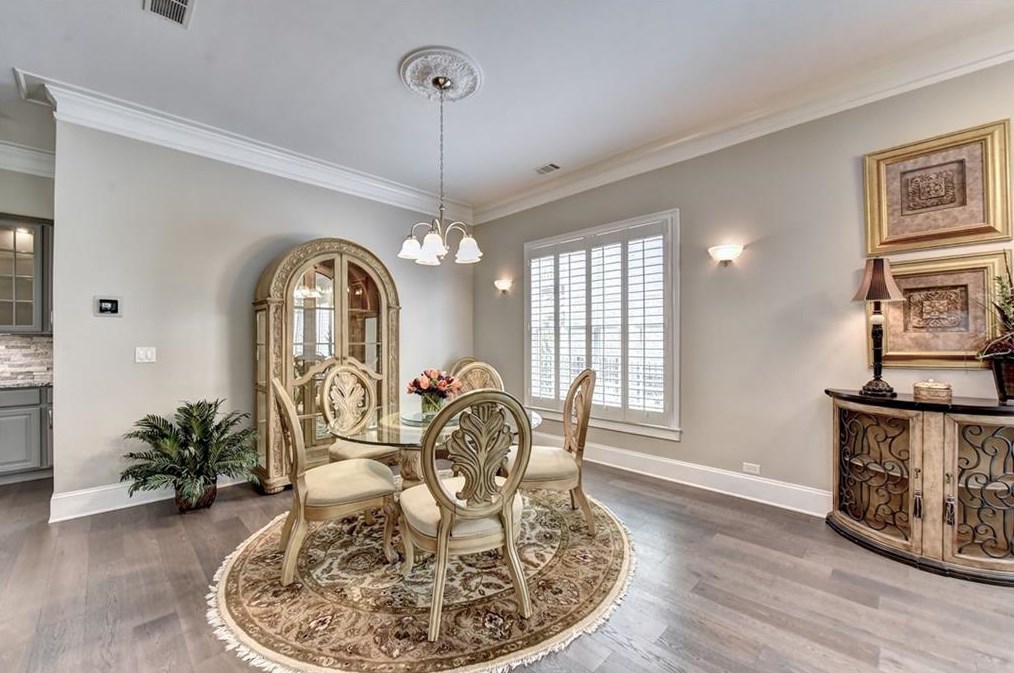 887 Wescott Ln, Atlanta GA  30319-1656 exterior