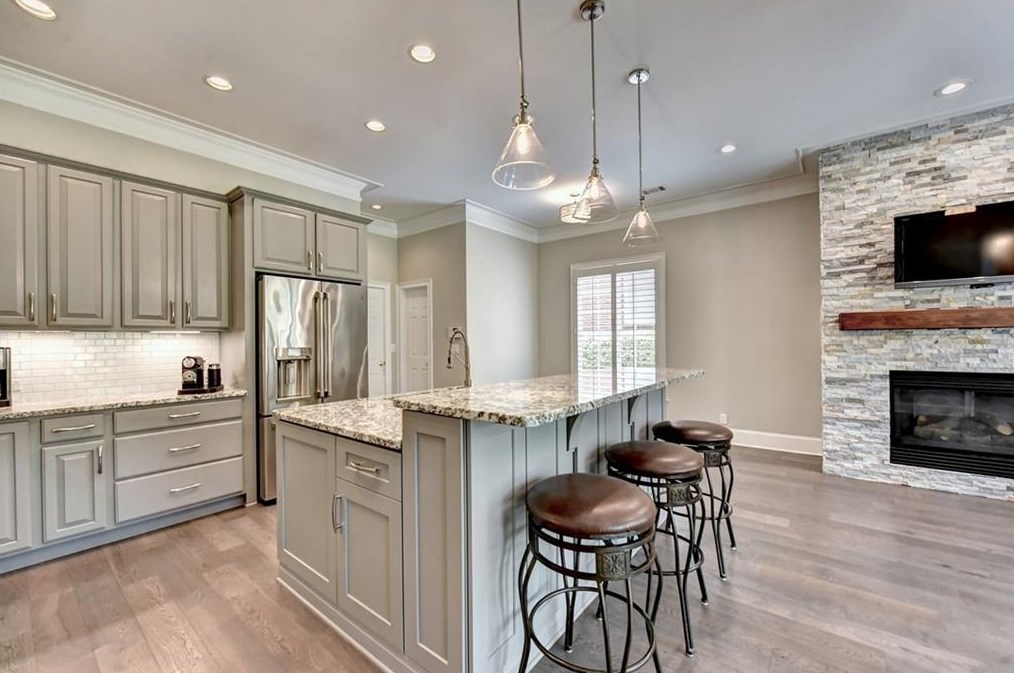 887 Wescott Ln, Atlanta GA  30319-1656 exterior