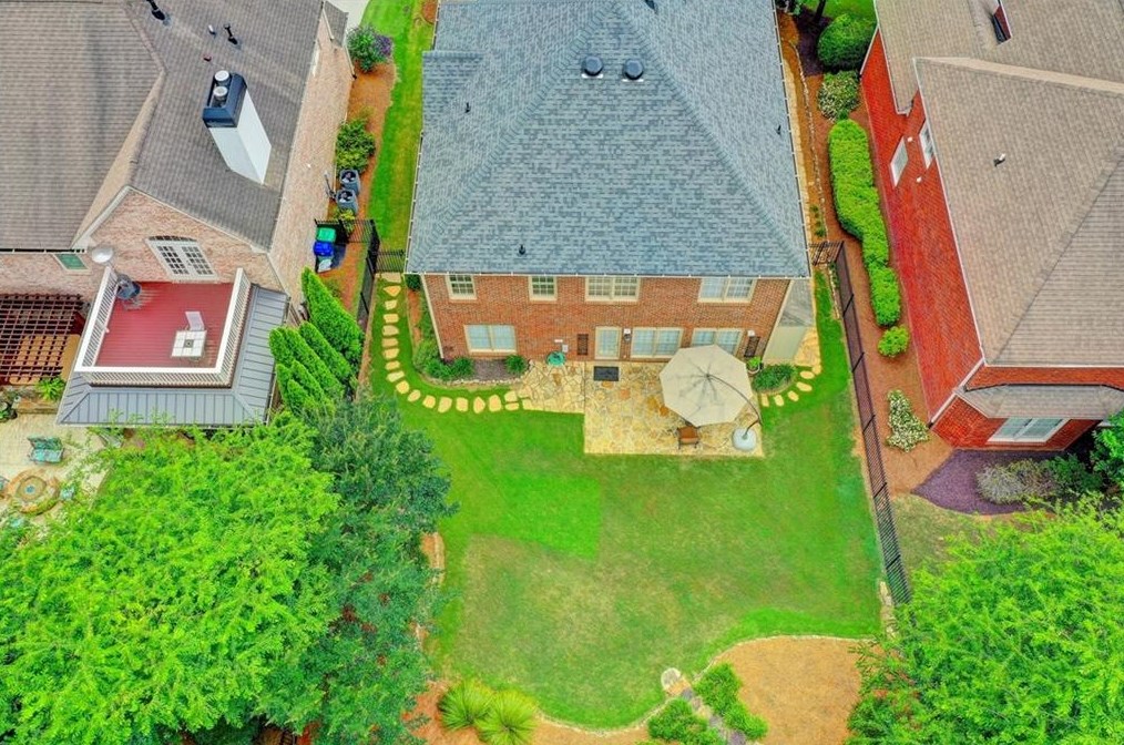 887 Wescott Ln, Atlanta GA  30319-1656 exterior