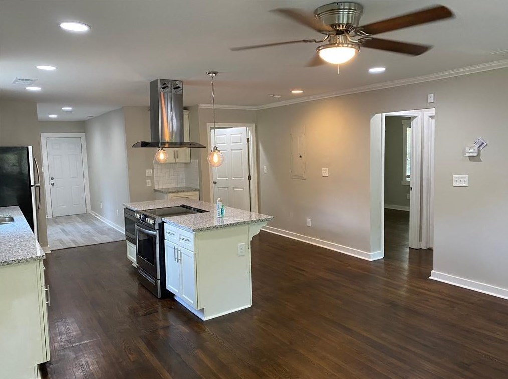 239 Wynnwood Dr, Atlanta GA  30310-1124 exterior