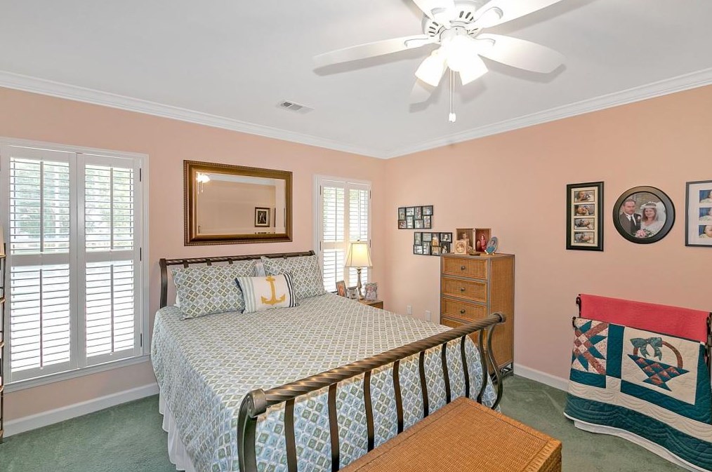 1817 Bedfordshire Dr, Decatur GA  30033-1405 exterior