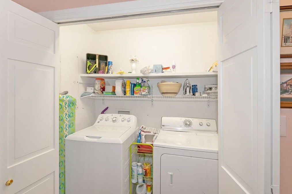 1817 Bedfordshire Dr, Decatur GA  30033-1405 exterior