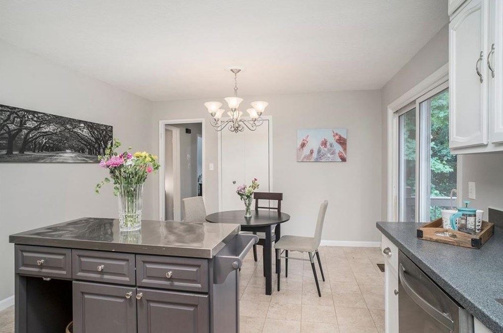 3057 Dove Way, Decatur GA  30033-3901 exterior