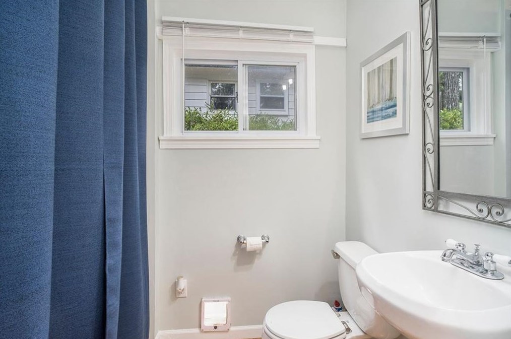 3057 Dove Way, Decatur GA  30033-3901 exterior