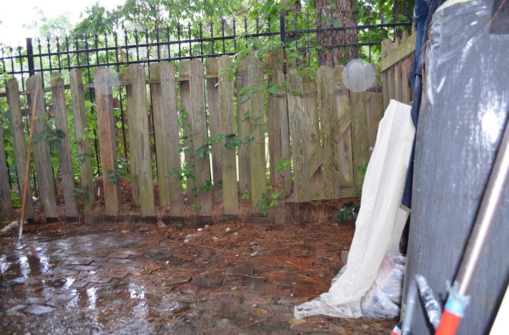 3810 London Dr, Decatur GA  30032-2374 exterior