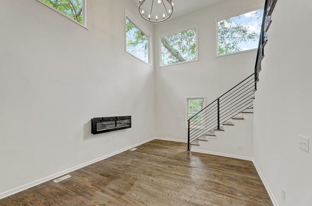 1971 Capri Dr, Decatur GA  30032-5209 exterior