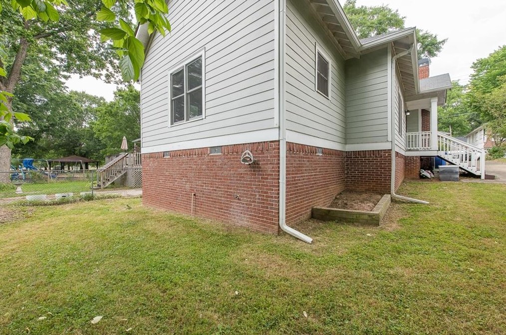 950 White St, Atlanta GA  30310-2760 exterior