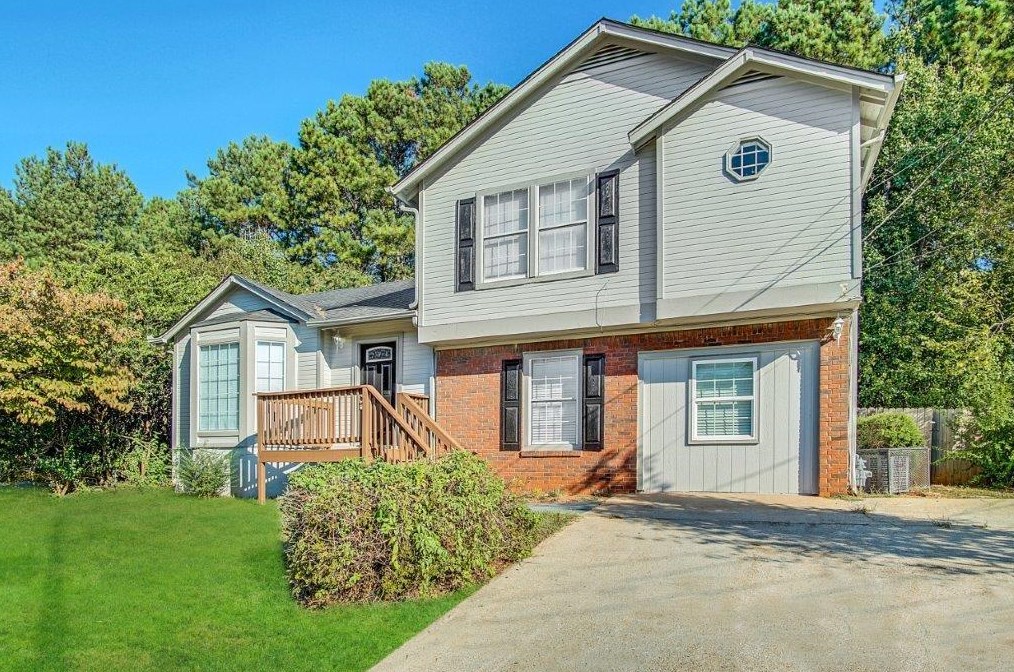 2522 Corner Shoals Dr, Decatur GA  30034-1217 exterior