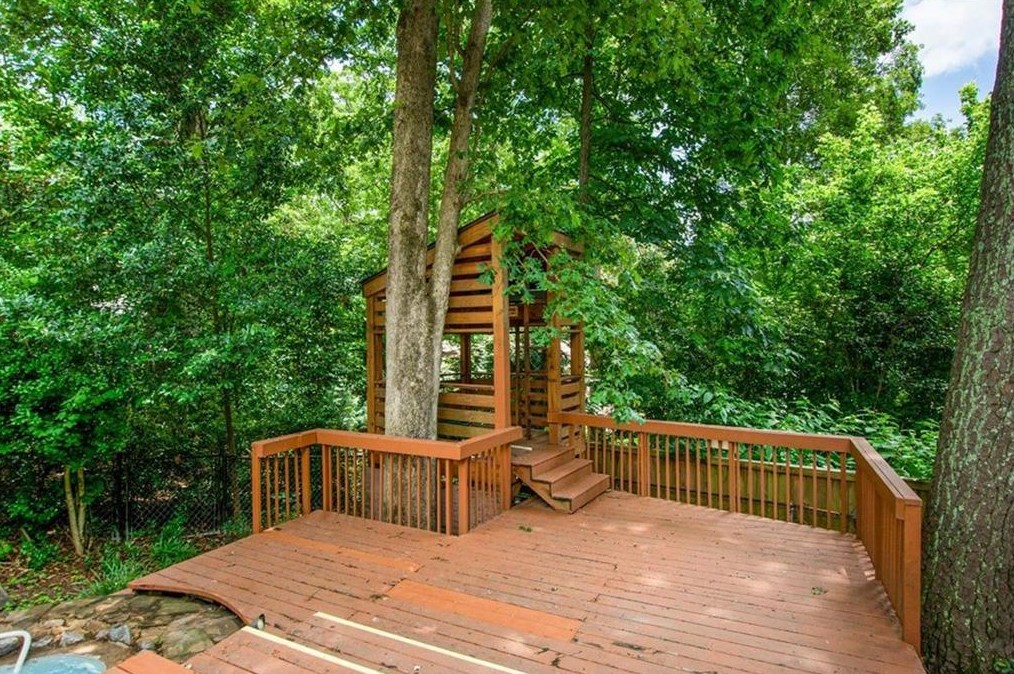 751 Densley Dr, Decatur GA  30033-5436 exterior