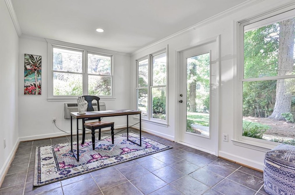 617 Webster Dr, Decatur GA  30033-5434 exterior