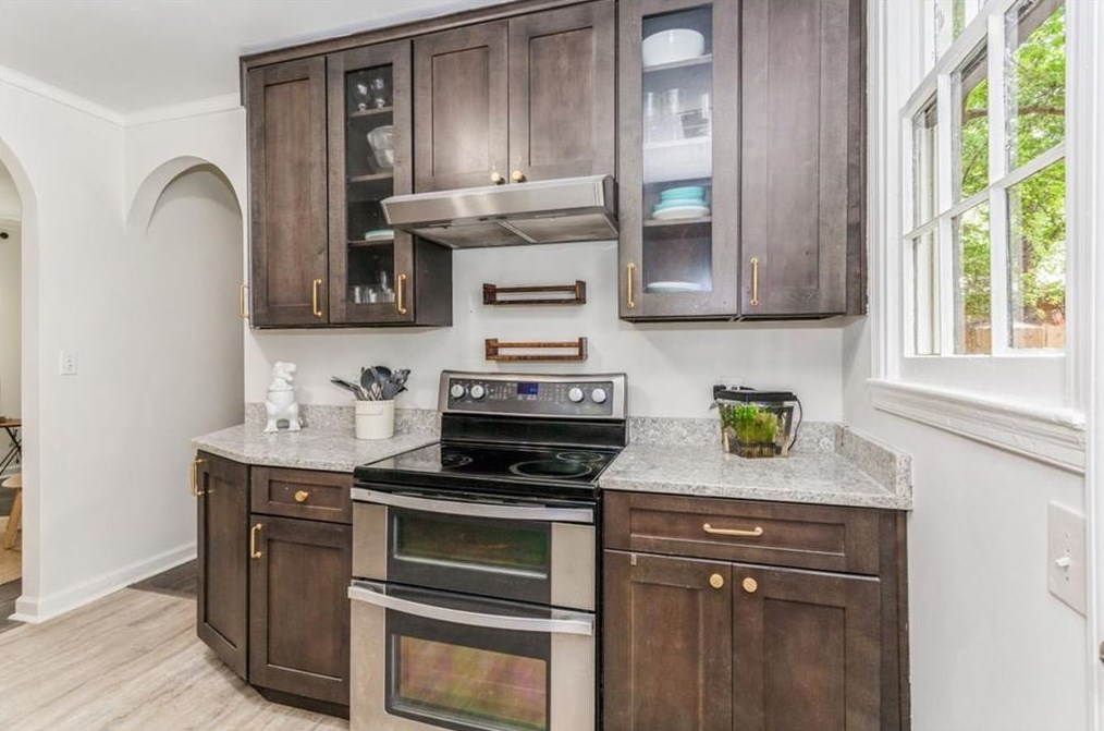 770 Brown Pl, Decatur GA  30030-3909 exterior