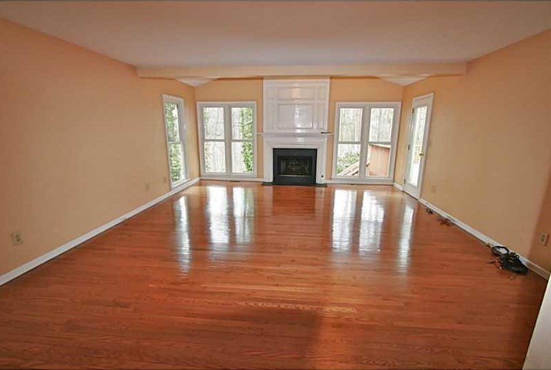 6685 Maid Marion Close, Alpharetta GA  30005-6412 exterior