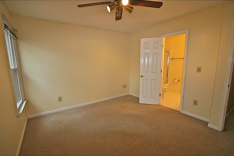 6685 Maid Marion Close, Alpharetta GA  30005-6412 exterior