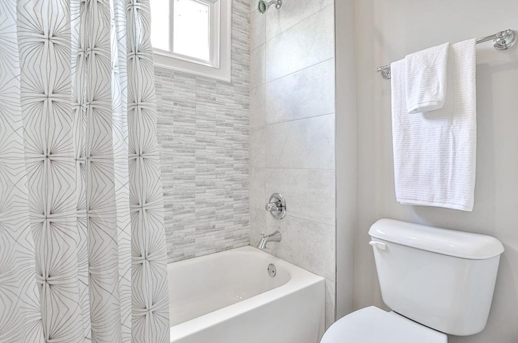 259 Maxwell St, Decatur GA  30030-4210 exterior