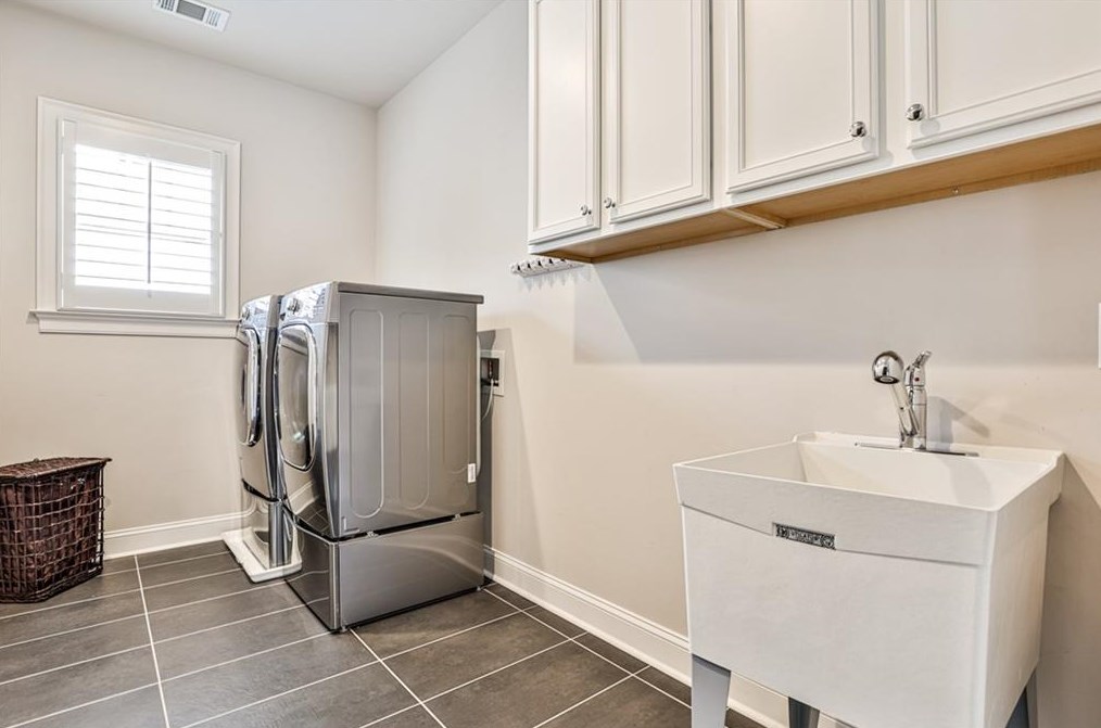 259 Maxwell St, Decatur GA  30030-4210 exterior