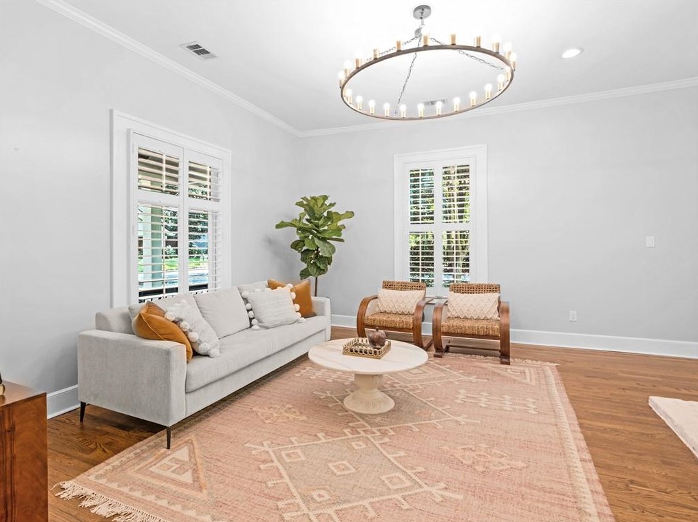 504 Pharr Rd, Decatur GA  30030-4840 exterior