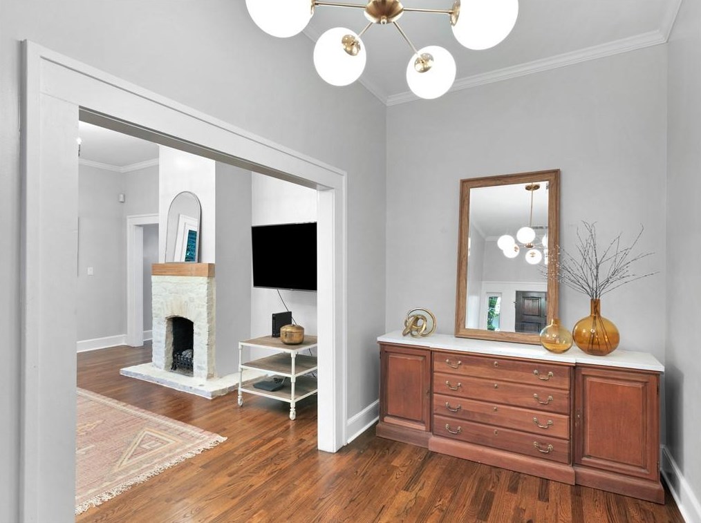 504 Pharr Rd, Decatur GA  30030-4840 exterior