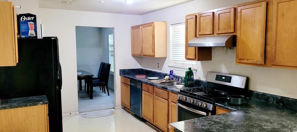 4984 Galleon Xing, Decatur GA  30035-3061 exterior