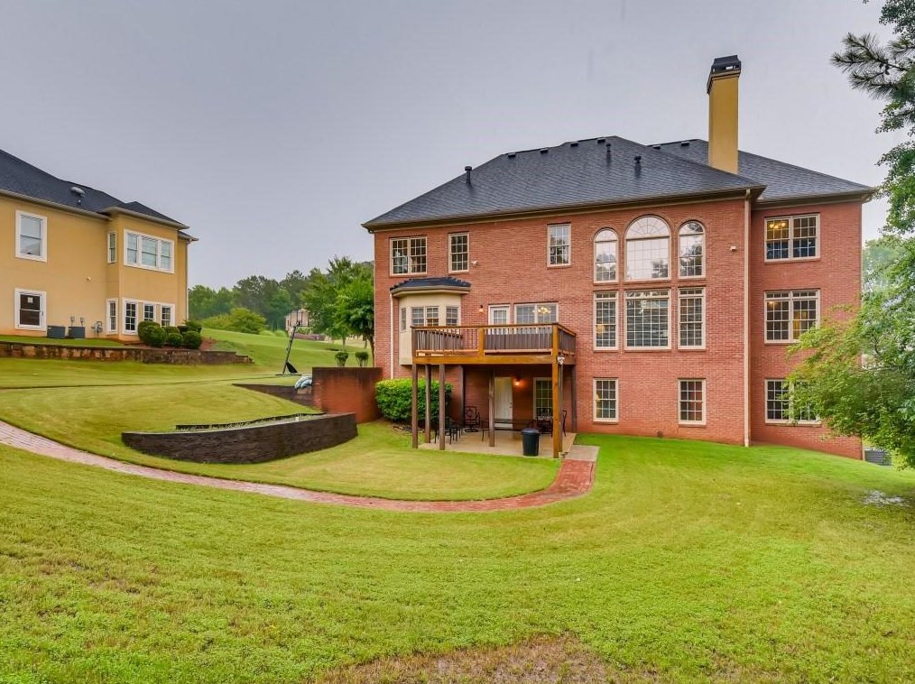 449 Wynns Way, Atlanta GA  30331-7473 exterior
