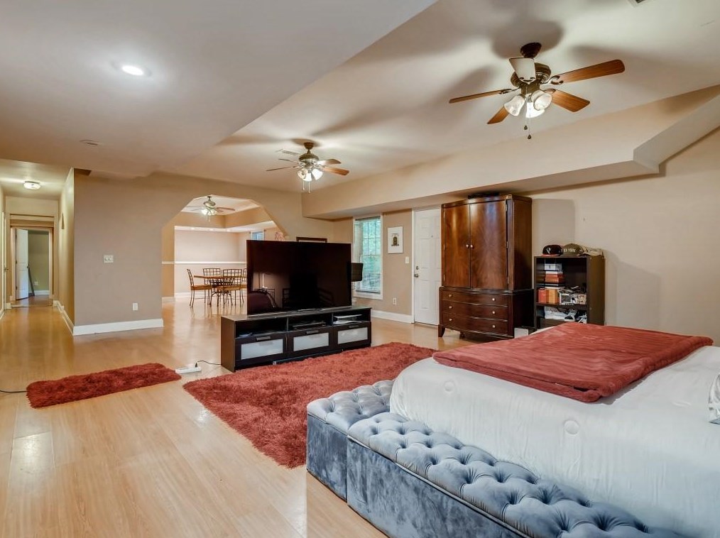 449 Wynns Way, Atlanta GA  30331-7473 exterior