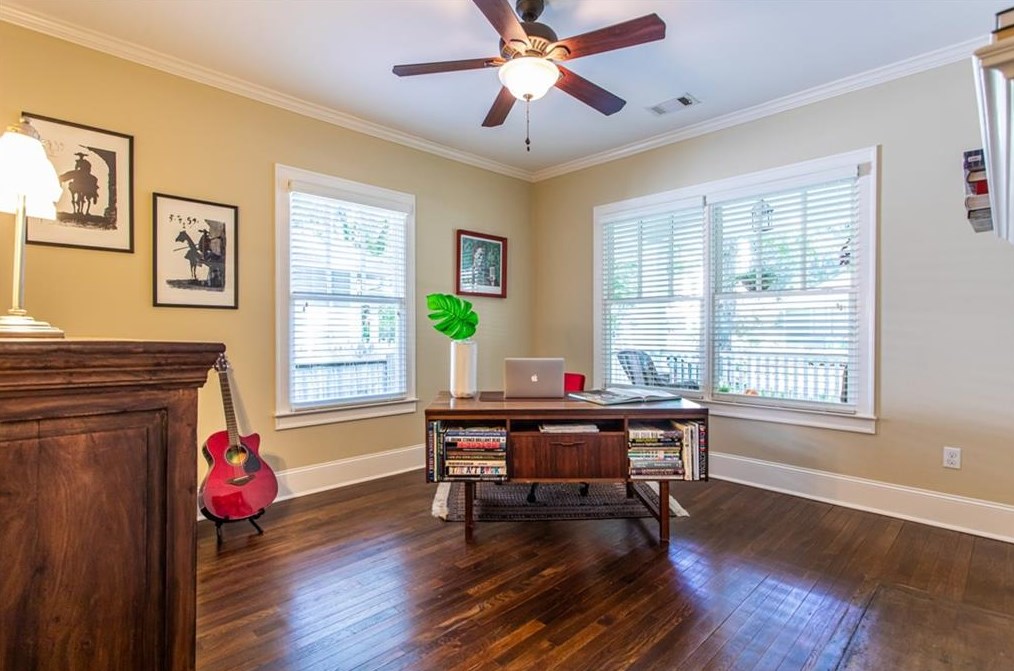 312 Spring St, Decatur GA  30030-4960 exterior