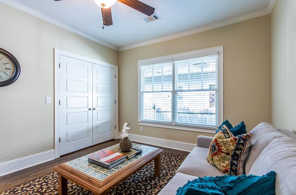 312 Spring St, Decatur GA  30030-4960 exterior