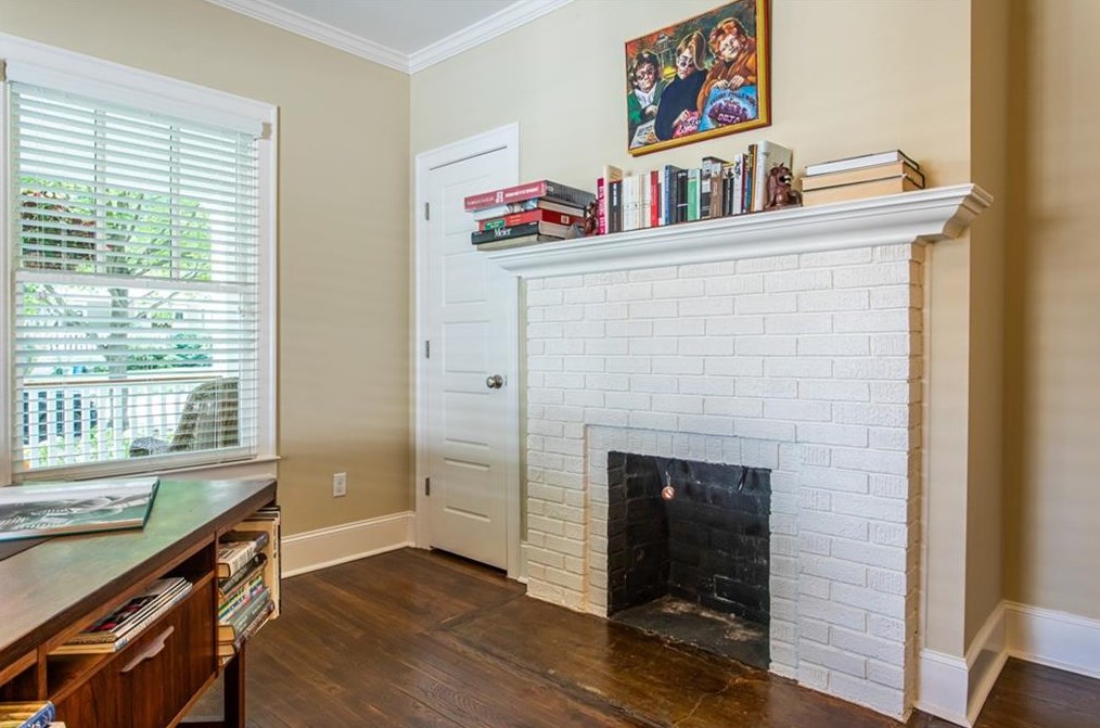 312 Spring St, Decatur GA  30030-4960 exterior