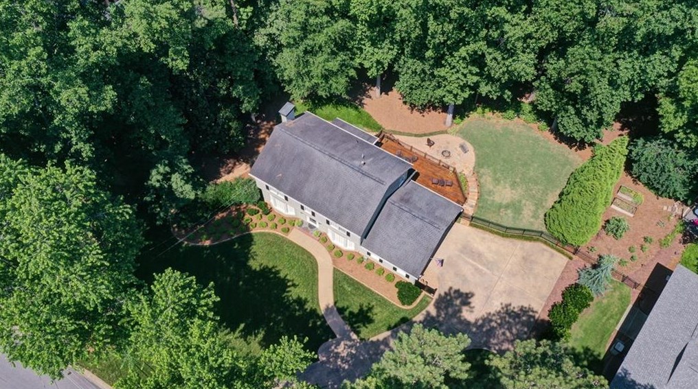 6358 Mountain Brook Way, Atlanta GA  30328-3612 exterior