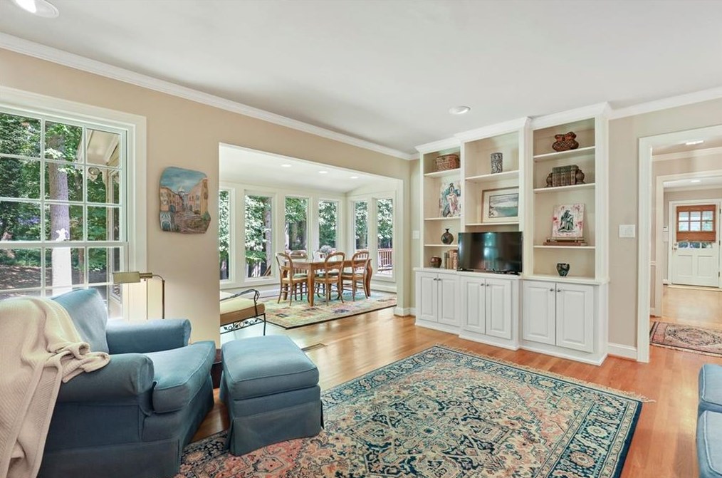 6358 Mountain Brook Way, Atlanta GA  30328-3612 exterior