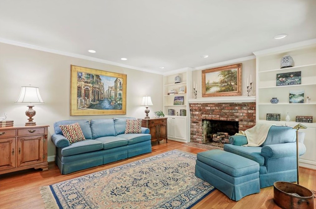 6358 Mountain Brook Way, Atlanta GA  30328-3612 exterior