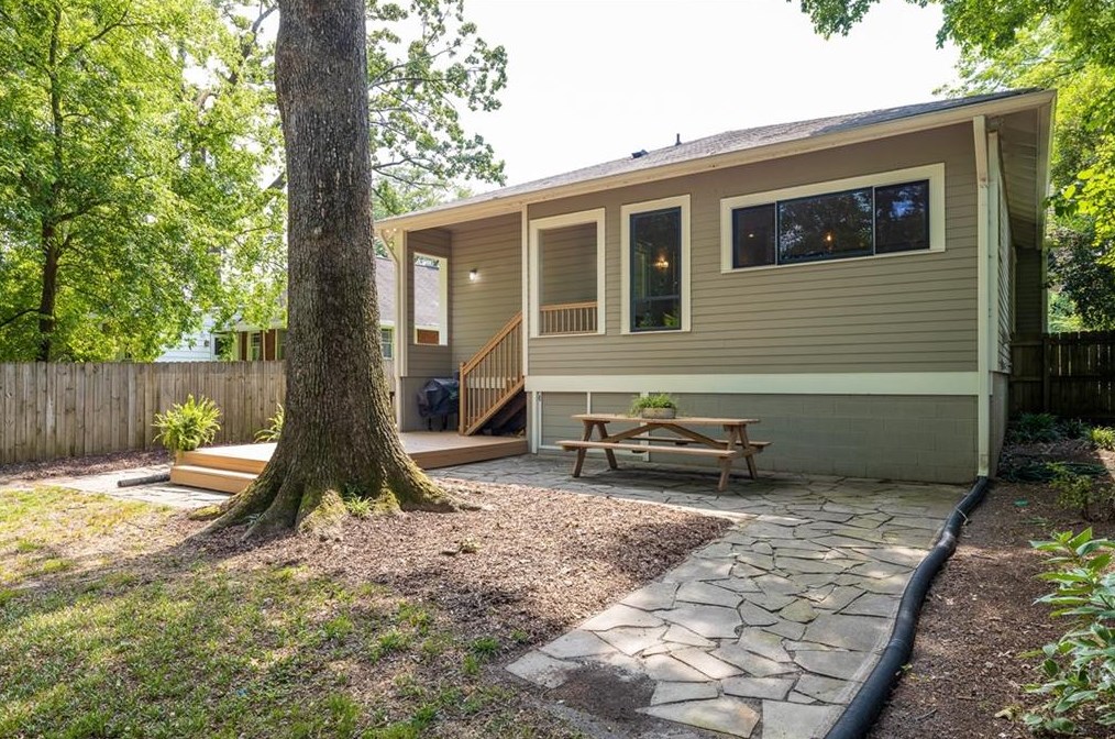 130 Second Ave, Decatur GA  30030-3548 exterior