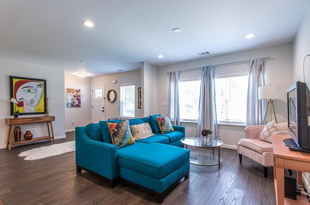 2036 Rockhaven Dr, Decatur GA  30032-5373 exterior