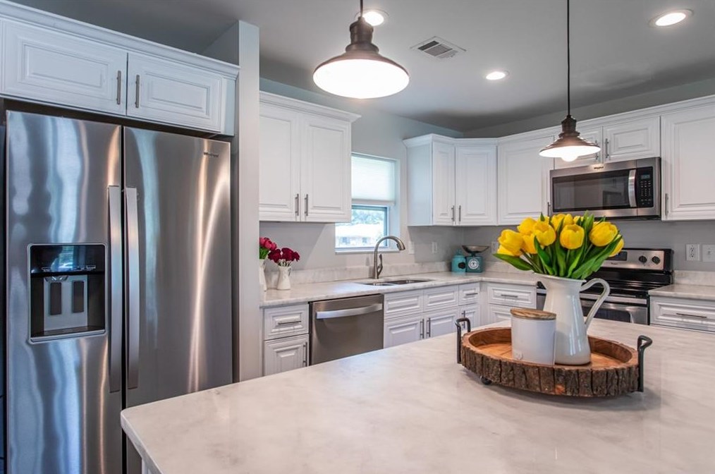 2036 Rockhaven Dr, Decatur GA  30032-5373 exterior