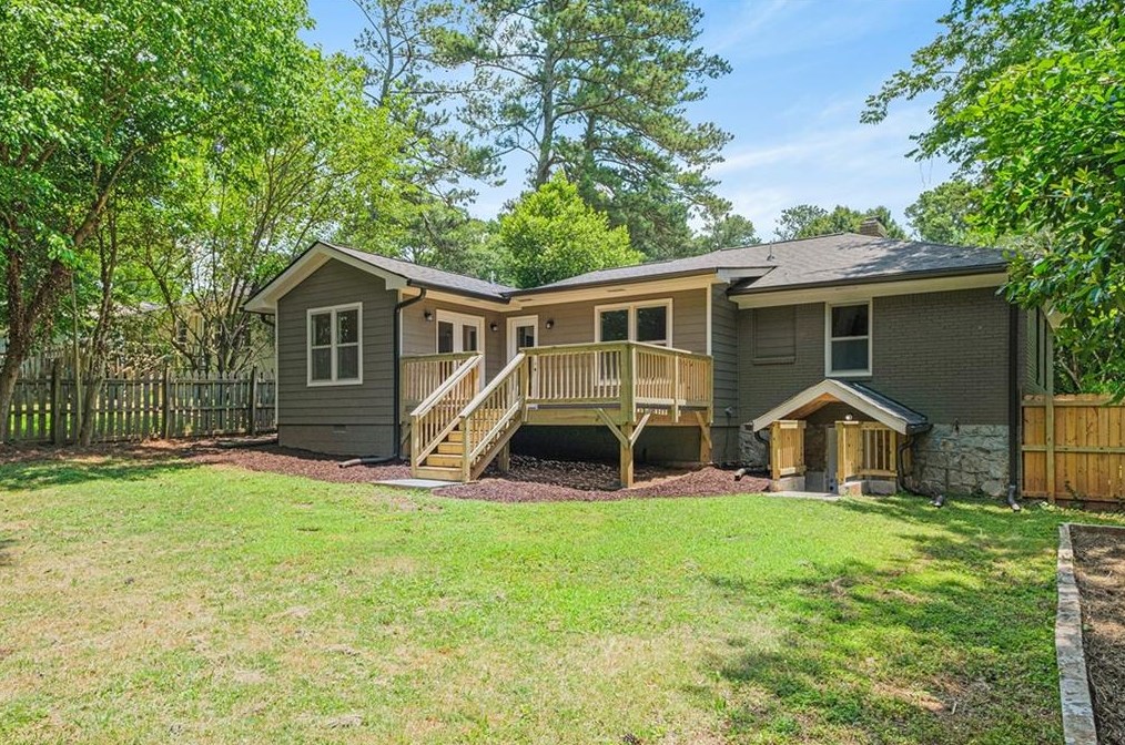 1860 Camellia Dr, Decatur GA  30032-5202 exterior