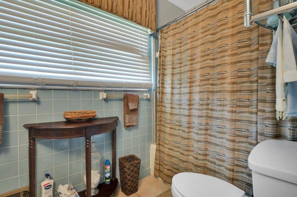 3426 Finesse Dr, Decatur GA  30032-7218 exterior