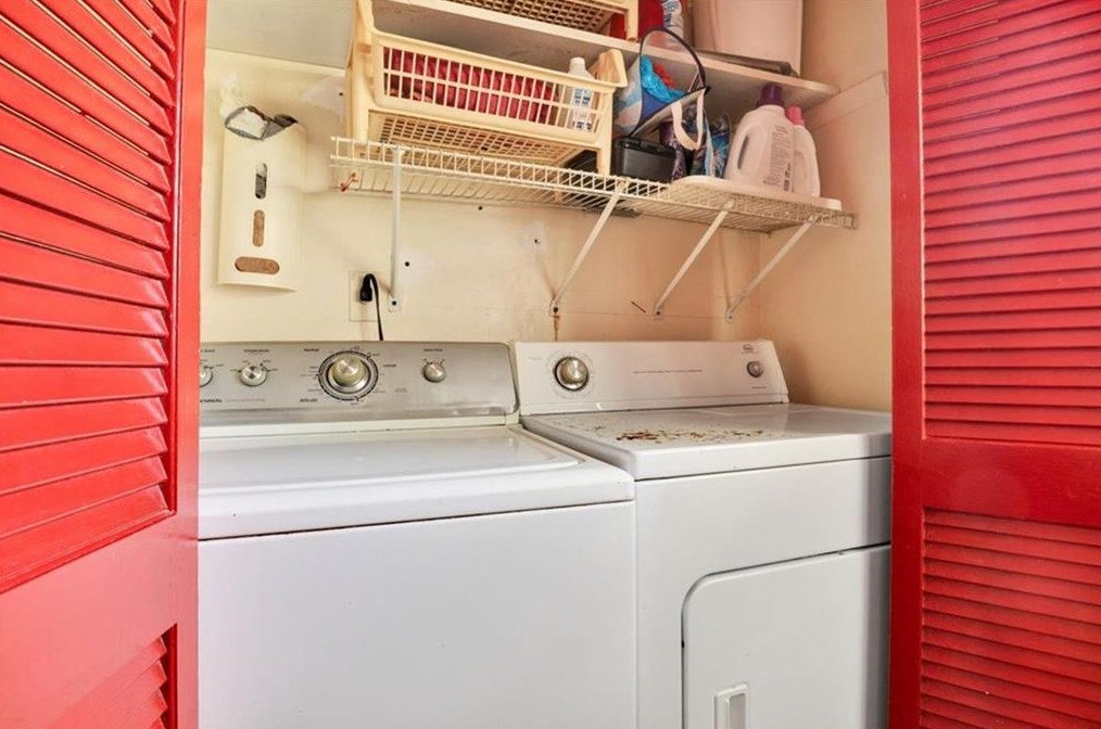 3426 Finesse Dr, Decatur GA  30032-7218 exterior