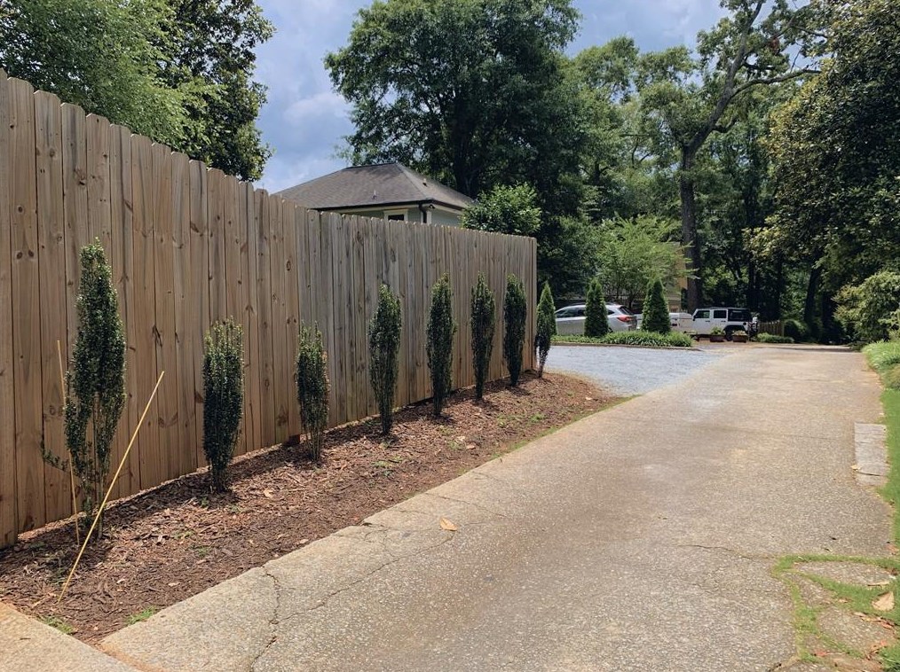 501 Candler St, Decatur GA  30030-3751 exterior